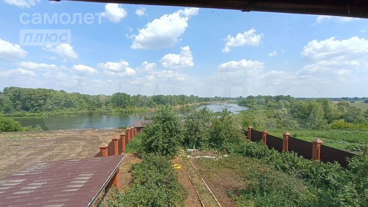 Коттедж 198,6 м² на участке 11,9 сот.