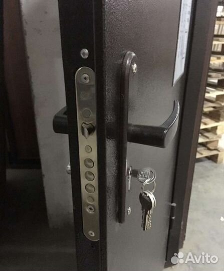 Входные двери склад