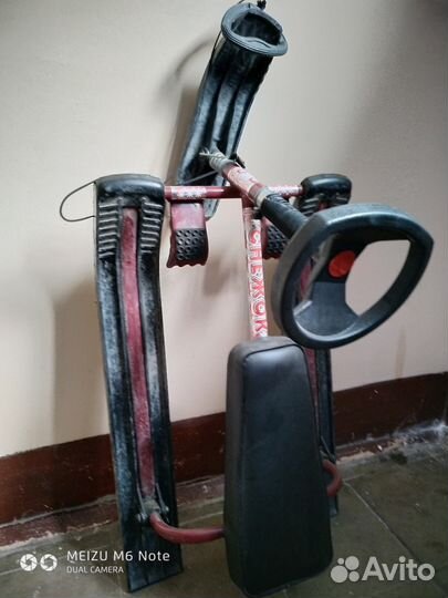 Продаю снегокат 