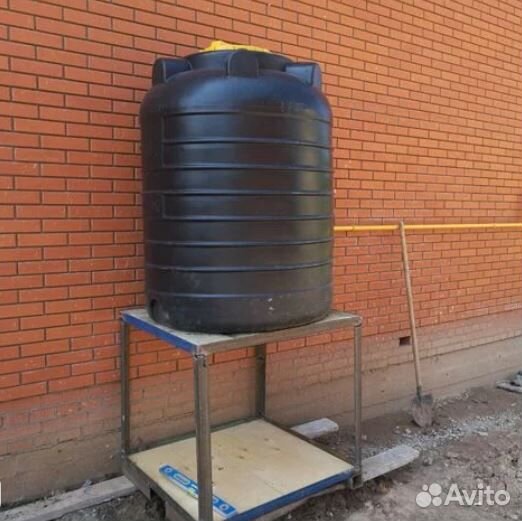 Бак для воды 1000 литров для сада или дачи
