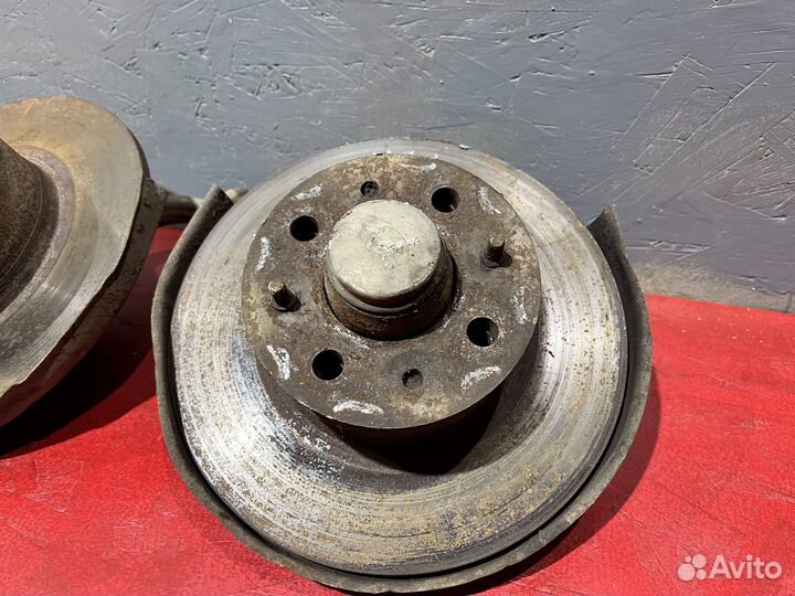 Поворотный кулак Ваз 2101-2107