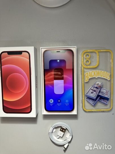 iPhone 12, 64 ГБ