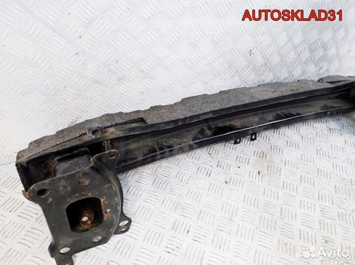 Усилитель переднего бампера VW Golf 5 1K5807109