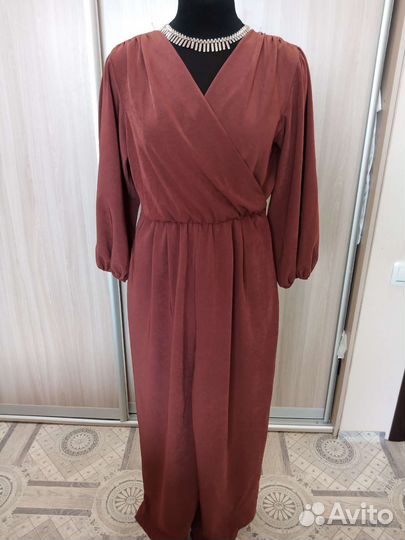 Комбинезон женский новый 48