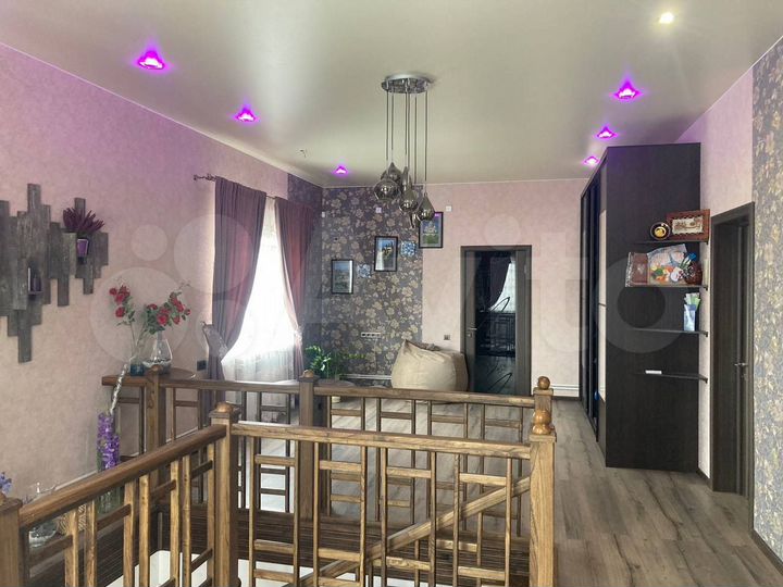 Дом 258,1 м² на участке 3,6 сот.