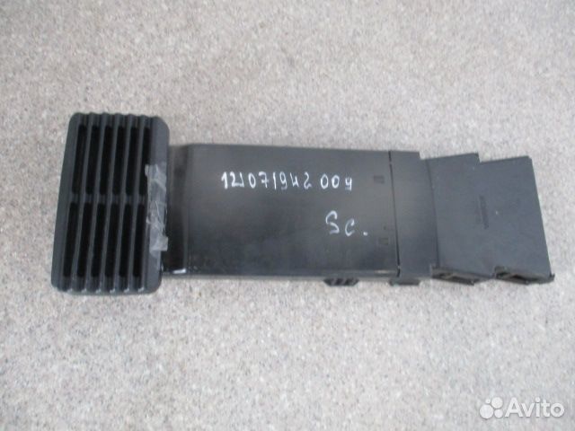 Выпускной дефлектор на задней стенке кабины Scania