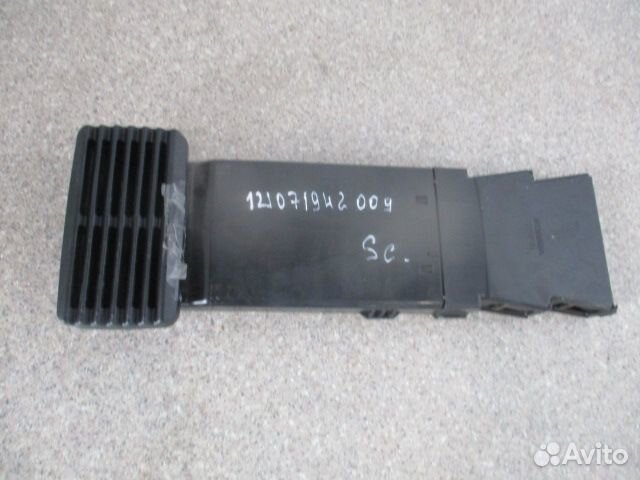 Выпускной дефлектор на задней стенке кабины Scania