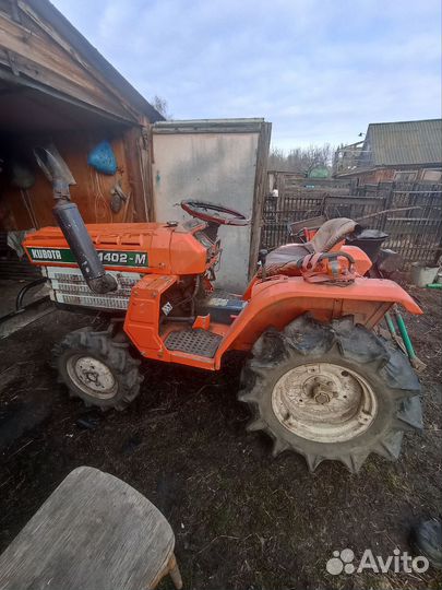 Мини-трактор Kubota В1402, 2002