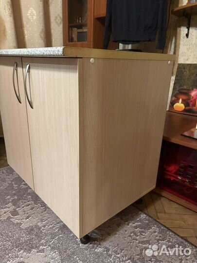 Кухонная тумба со столешницей бу