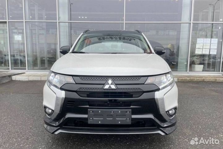 Mitsubishi Outlander 2.4 CVT, 2022, 20 км