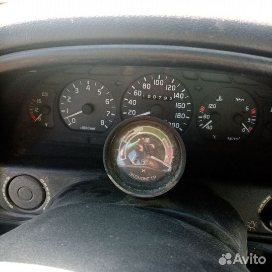 ГАЗ 3110 Волга 2.4 МТ, 1998, 100 792 км