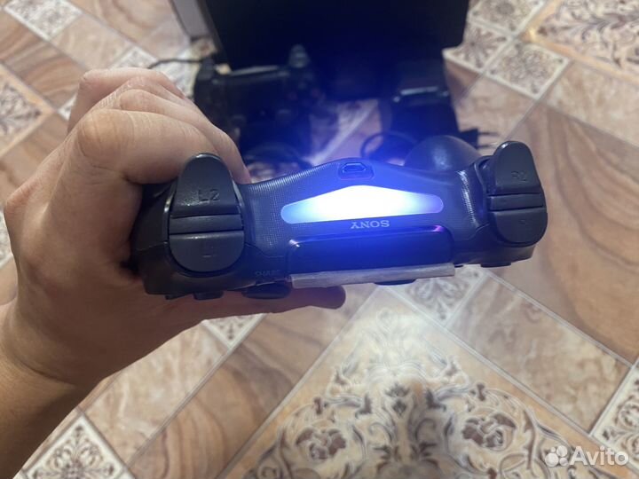 Sony playstation 4 slim 500gb + много игр