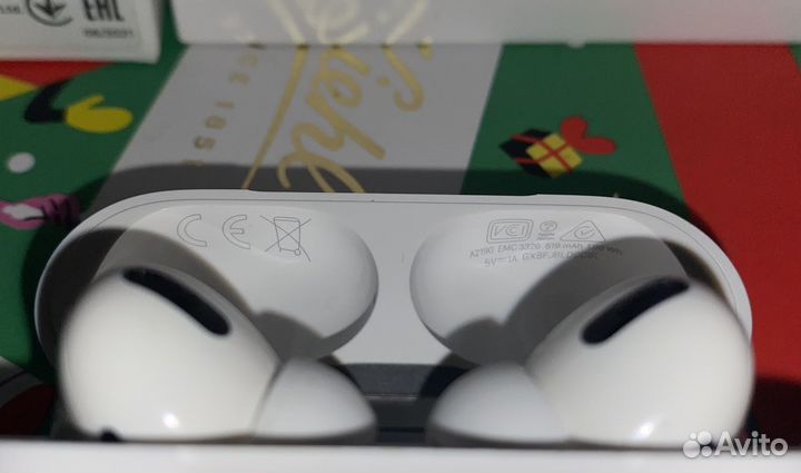 Беспроводные наушники Apple AirPods Pro (1th Gen)
