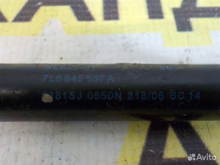 Амортизатор стекла багажника Volkswagen Touareg I