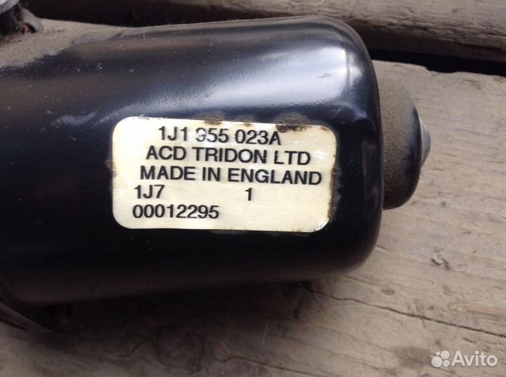 Трапеция дворников Гольф 4 в сборе разборка