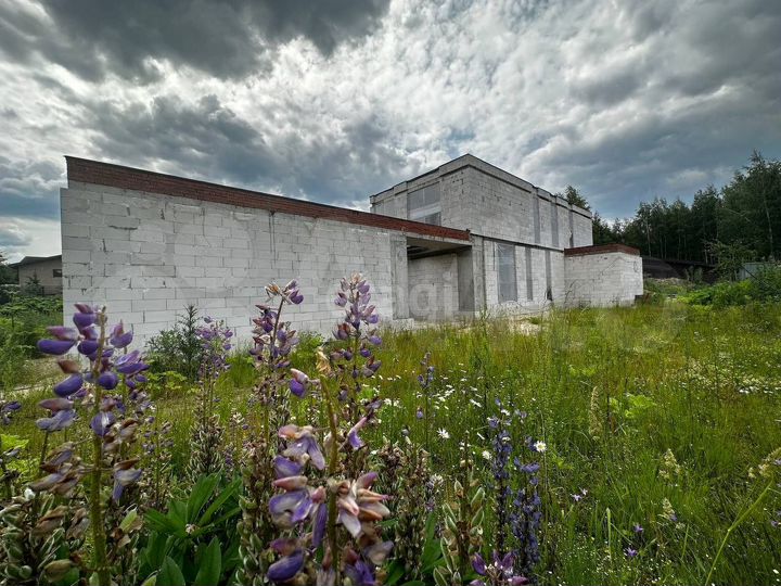 Коттедж 634,2 м² на участке 21,5 сот.