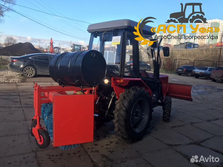 Щетка коммунальная с баком