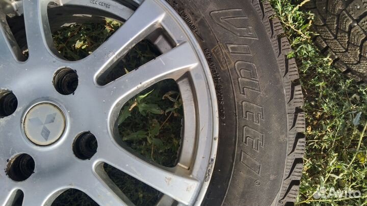 Berlin All Season 1 15/65 R15 195