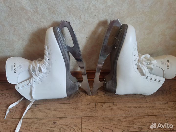 Коньки фигурные