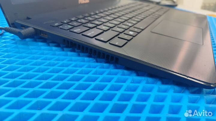 Ноутбук Asus X501u