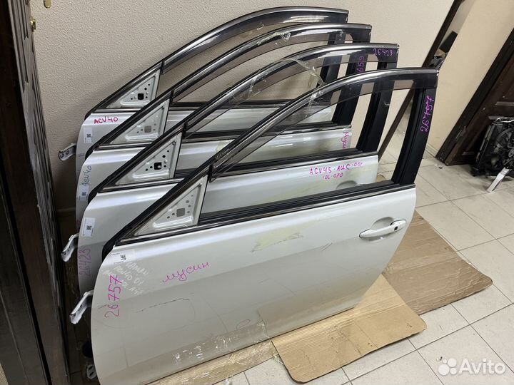 Дверь левая передняя Тойота Камри 40