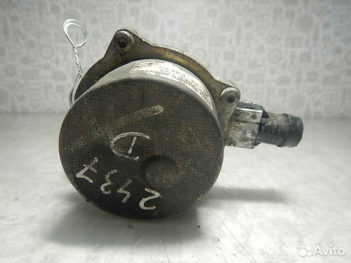 Насос вакуумный для Renault Megane 2 146502217R