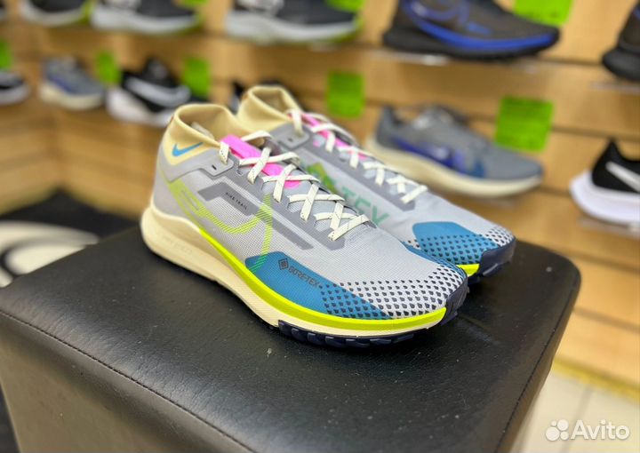 Кроссовки Nike Gore Tex осень оригинал