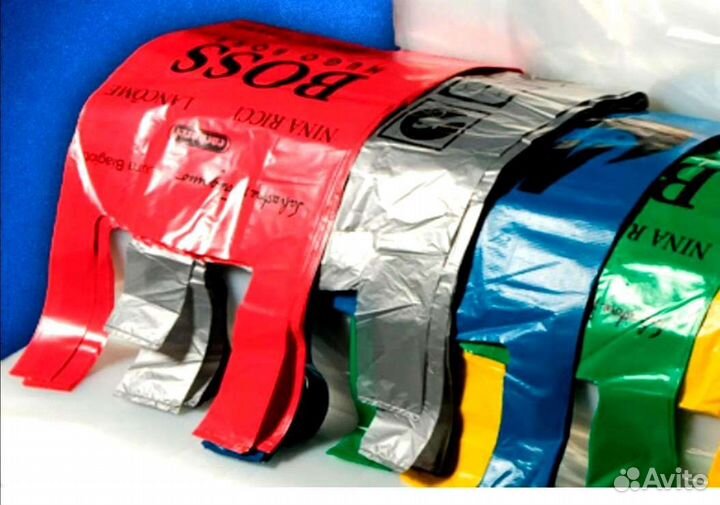 Менеджер по продажам на своём автомобиле