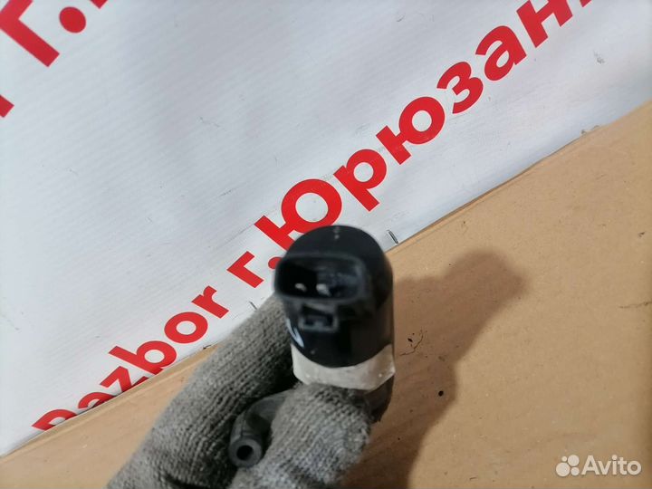 Моторчик омывателя Toyota Carina E