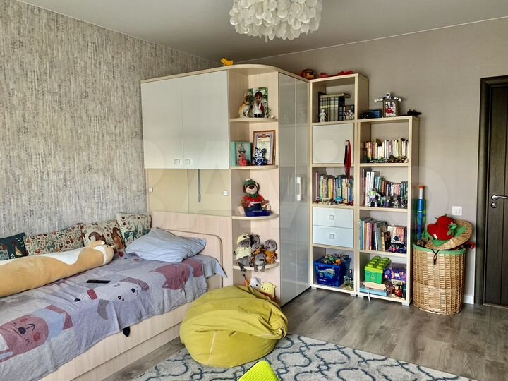 2-к. квартира, 95 м², 2/17 эт.