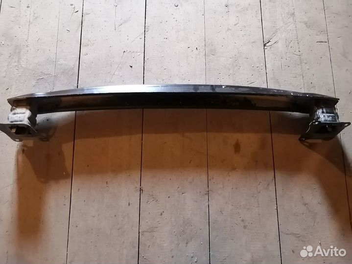 Усилитель заднего бампера Шкода Yeti