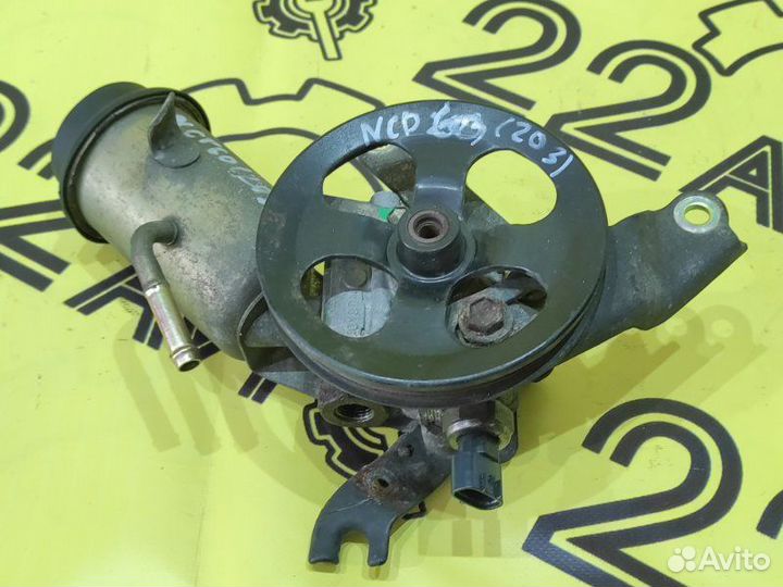 Насос гур Toyota Ist NCP60 2NZ-FE 2003.07