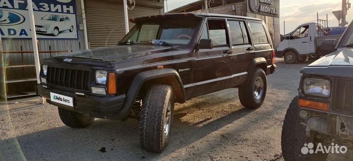 Jeep Cherokee 2.5 МТ, 1994, 100 000 км