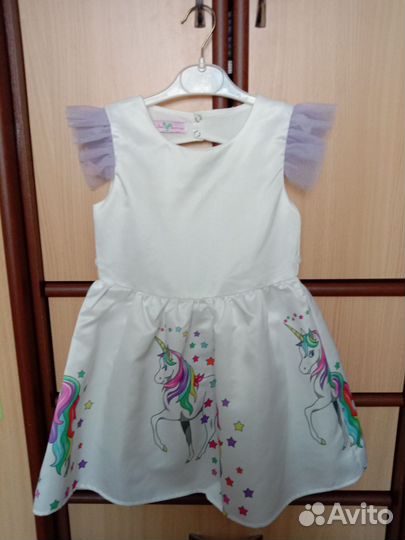 Продам красивое платье для маленькой принцессы