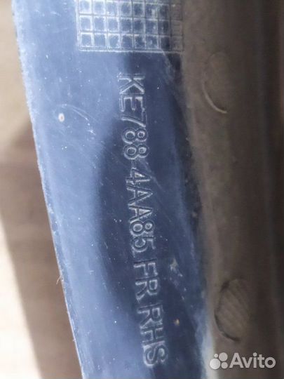 Брызговик передний правый Nissan Almera G15 K4M