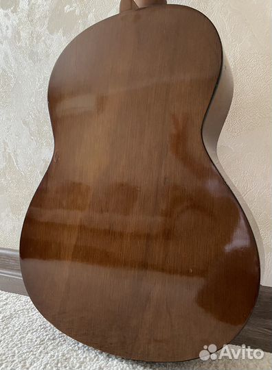 Классическая гитара yamaha c40