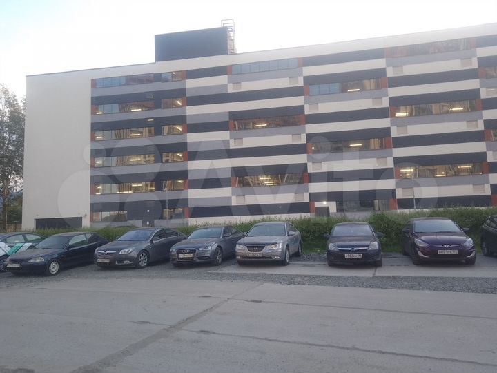 Машиноместо, 14 м²