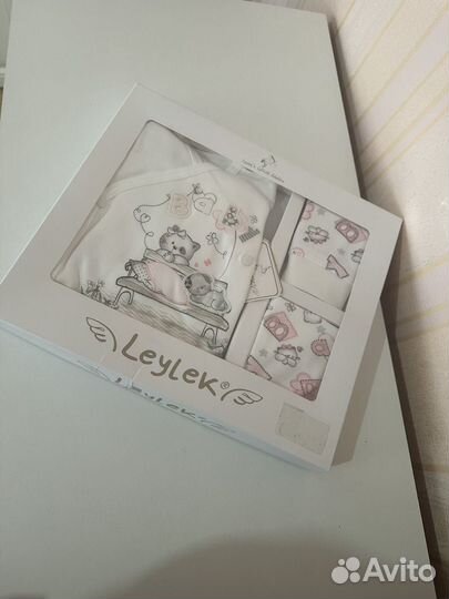 Одежда для новорожденных новая