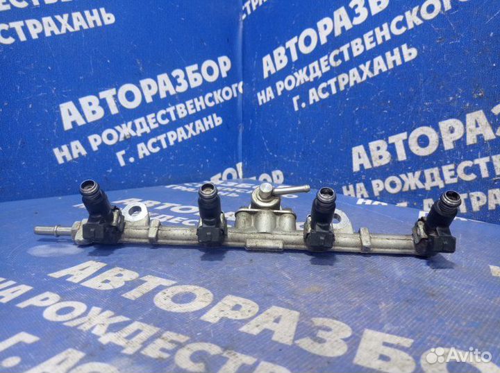 Топливная рампа в сборе Geely Mk седан MR479QA