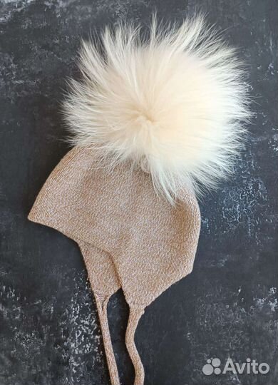 Шапка в стиле Catya, Regina, il Trenino с помпоном