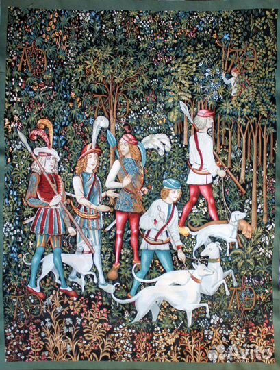 Большие гобелены со старинными сюжетами