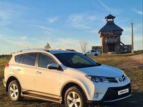 Toyota RAV4 2.5 AT, 2014, 249 000 км, с пробегом, цена 2 350 000 руб.