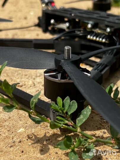 Дpoн fрv рiranha 10 дюймoв