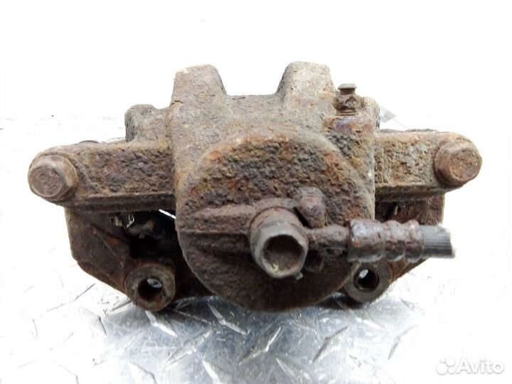 Суппорт передний левый Suzuki Grand Vitara 2 JT