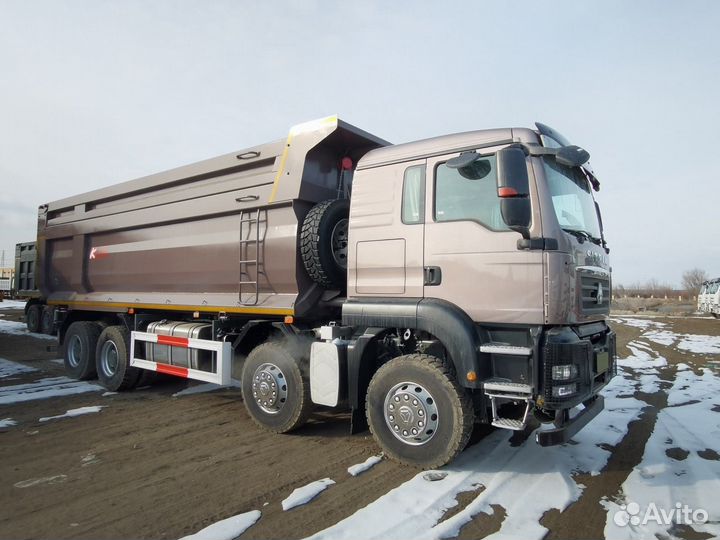 SITRAK C7H, 2023