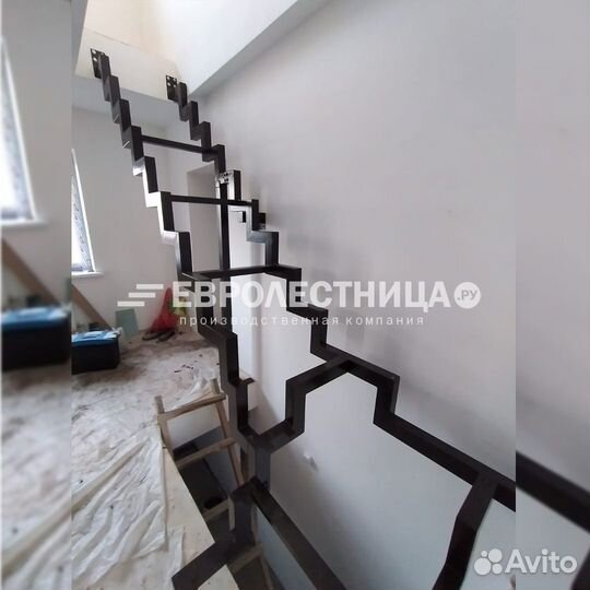 Лестница на мансарду