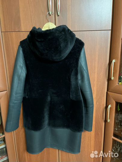 Дубленка натуральная женская с капюшоном