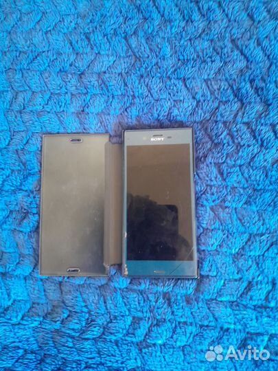 Sony Xperia XZ, 3/32 ГБ