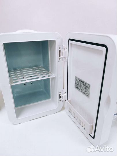 Мини-холодильник для косметики
