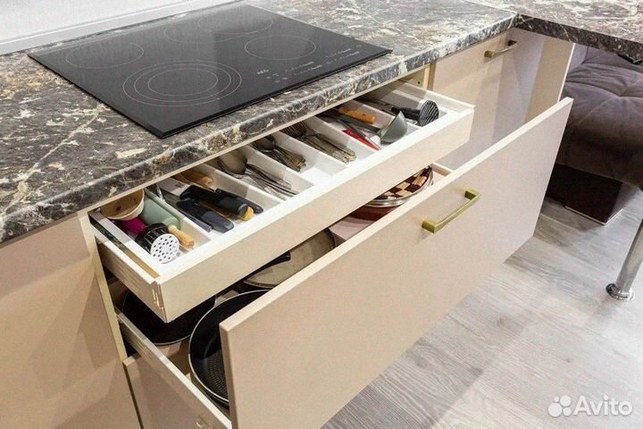 Кухонный гарнитур